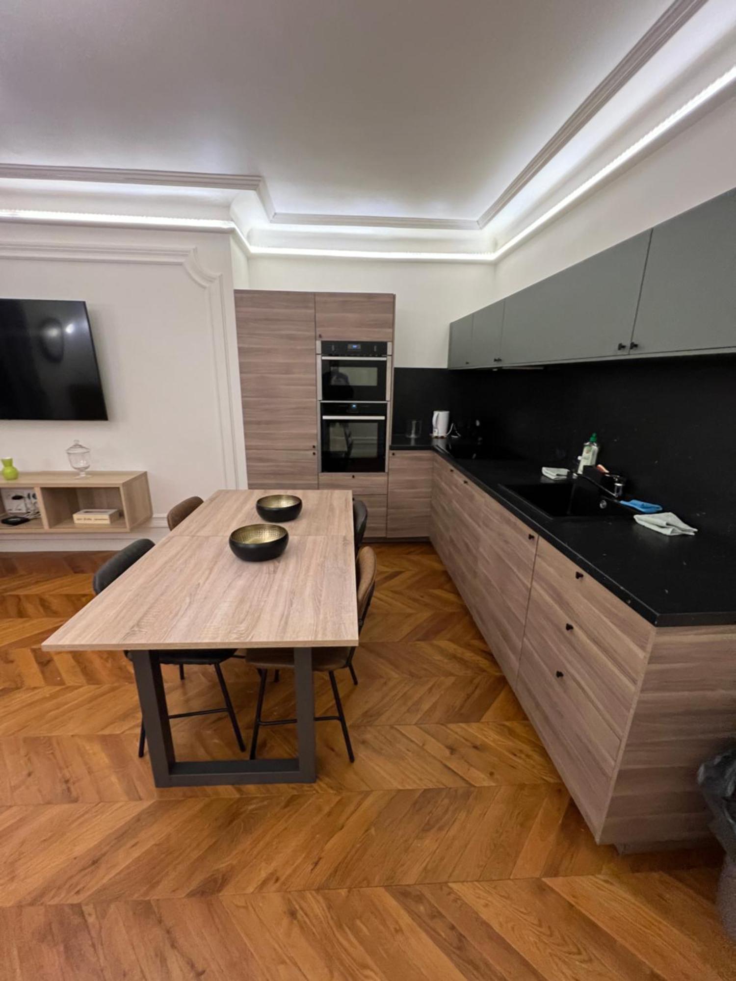 Private Apartments - Champs-Elysees Paris Exterior photo